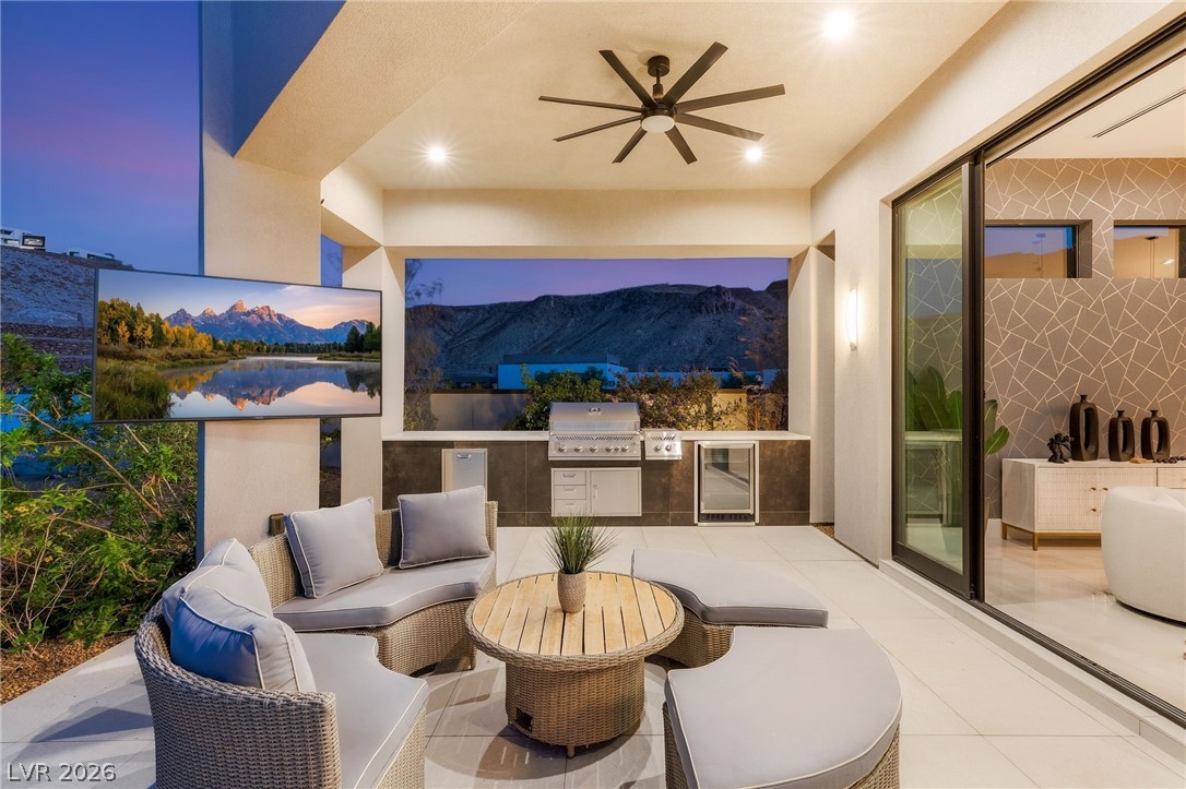 14 Sanctuary Peak Court Henderson NV 89012