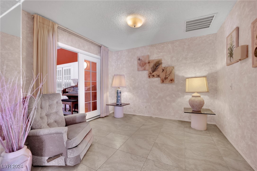 5290 Obannon Drive Las Vegas NV 89146