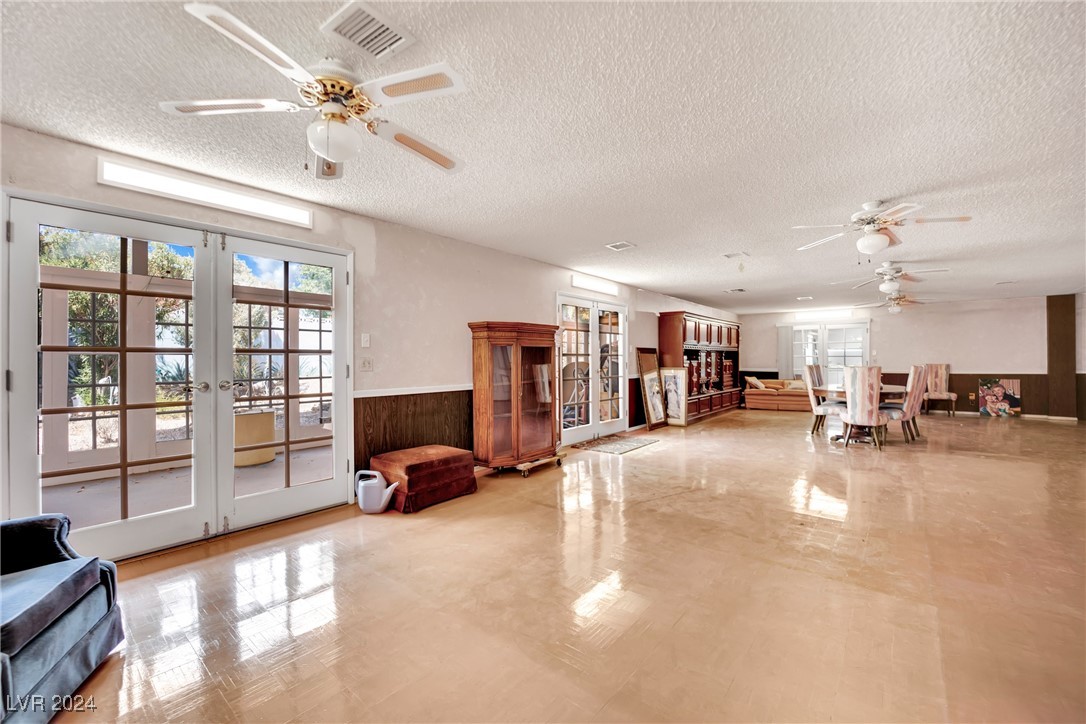 5290 Obannon Drive Las Vegas NV 89146