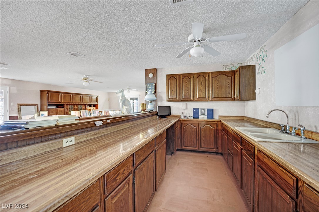 5290 Obannon Drive Las Vegas NV 89146