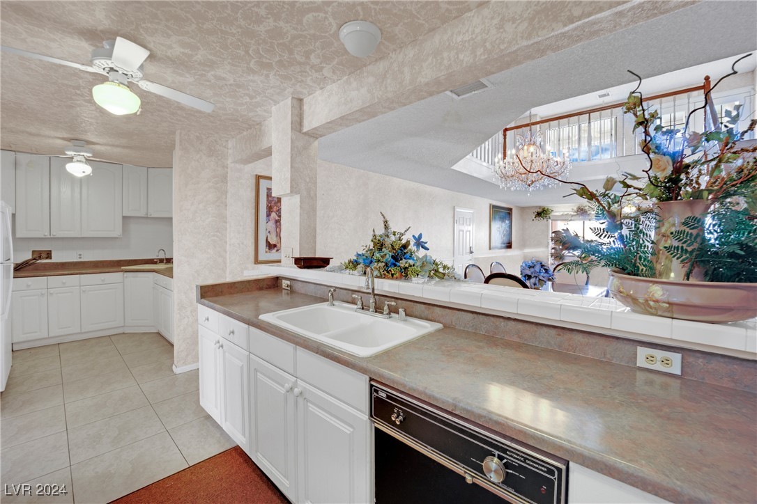 5290 Obannon Drive Las Vegas NV 89146