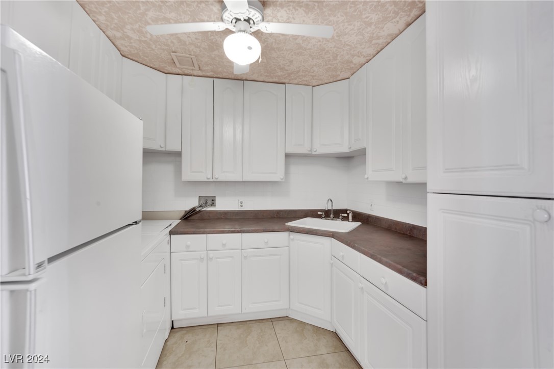 5290 Obannon Drive Las Vegas NV 89146