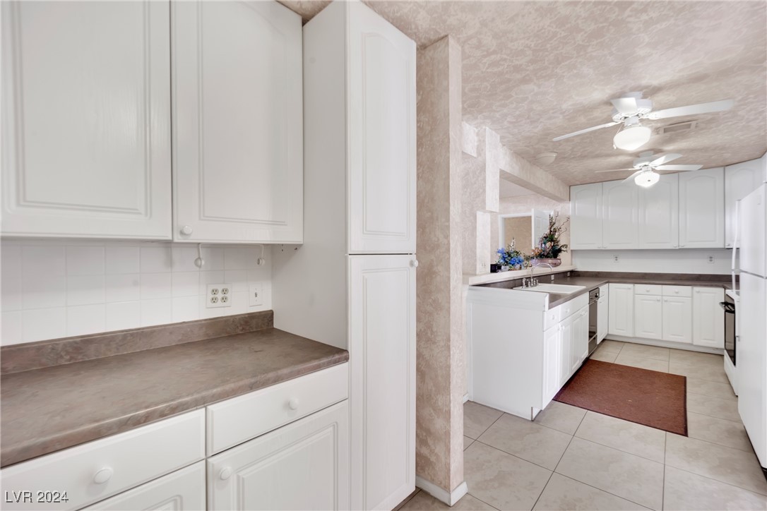 5290 Obannon Drive Las Vegas NV 89146