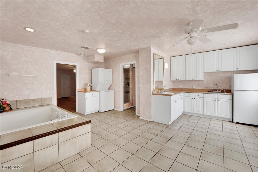 5290 Obannon Drive Las Vegas NV 89146