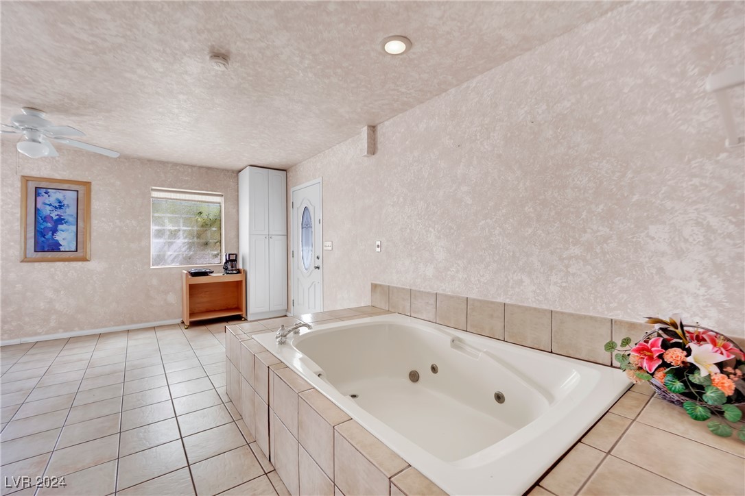 5290 Obannon Drive Las Vegas NV 89146