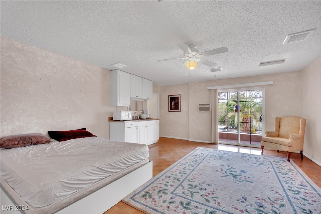 5290 Obannon Drive Las Vegas NV 89146