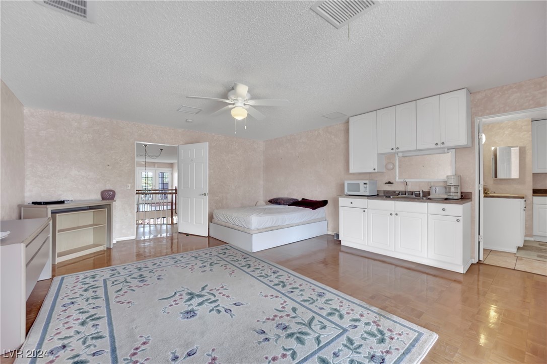 5290 Obannon Drive Las Vegas NV 89146