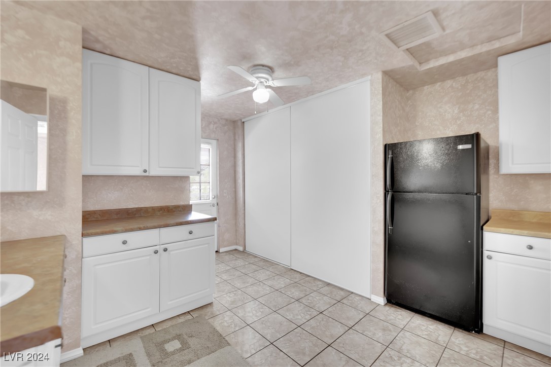 5290 Obannon Drive Las Vegas NV 89146