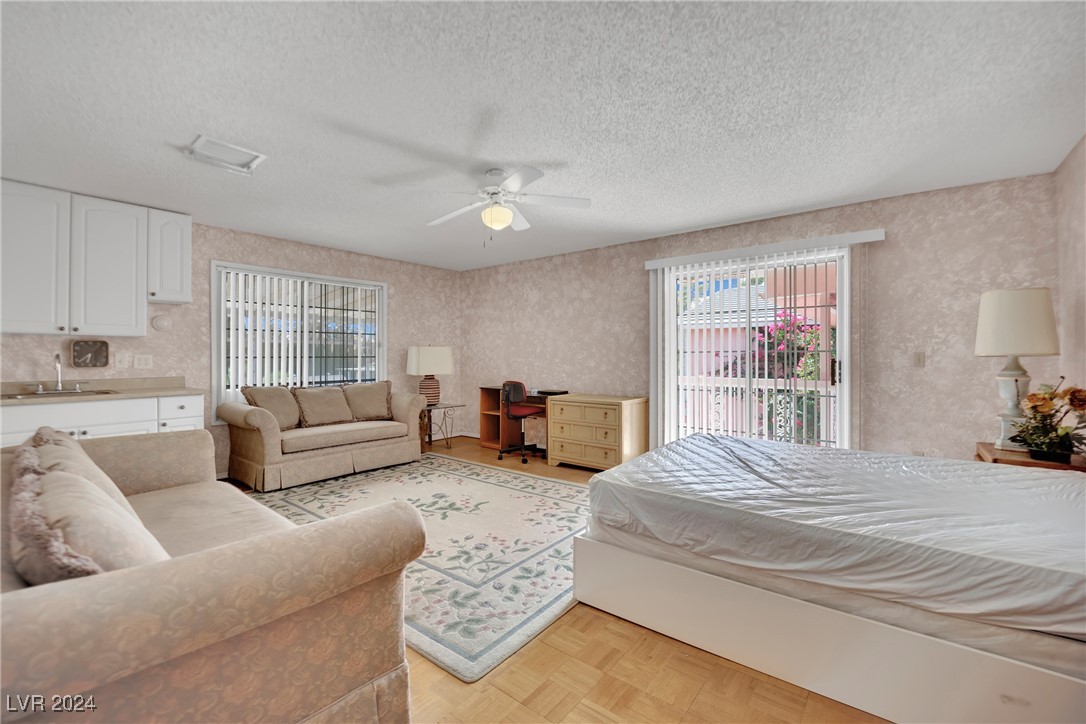 5290 Obannon Drive Las Vegas NV 89146