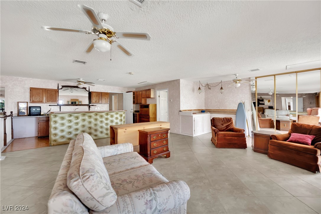 5290 Obannon Drive Las Vegas NV 89146