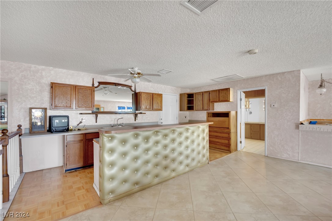 5290 Obannon Drive Las Vegas NV 89146
