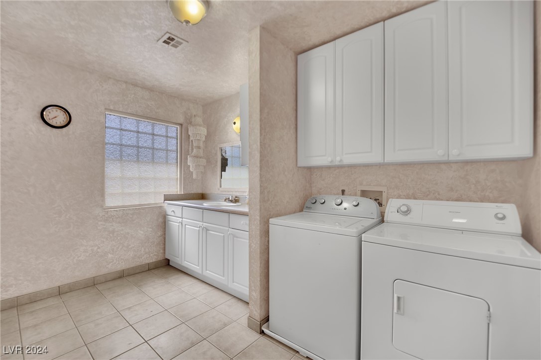 5290 Obannon Drive Las Vegas NV 89146