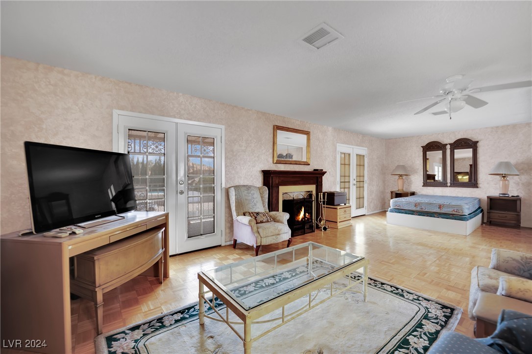 5290 Obannon Drive Las Vegas NV 89146