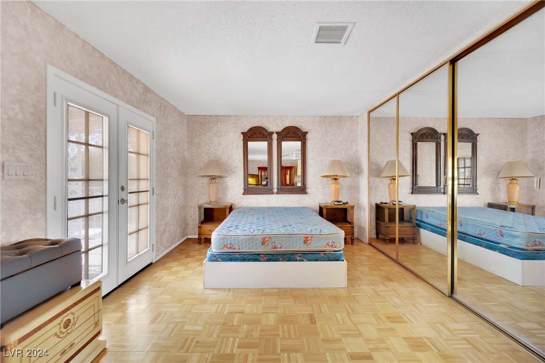 5290 Obannon Drive Las Vegas NV 89146