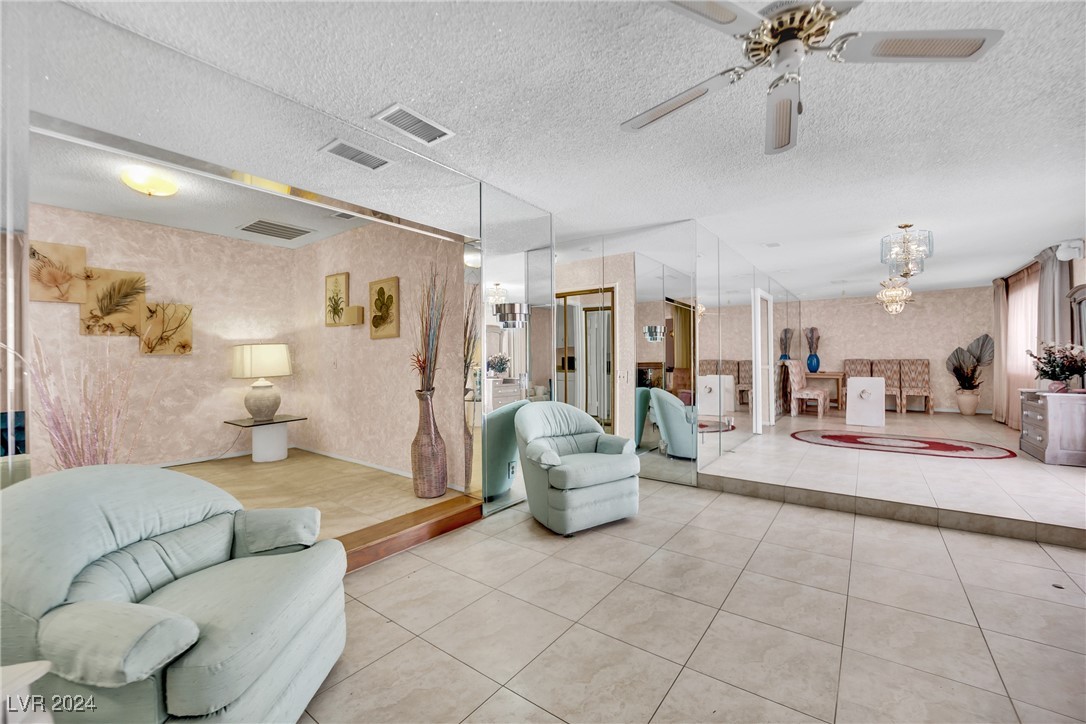 5290 Obannon Drive Las Vegas NV 89146