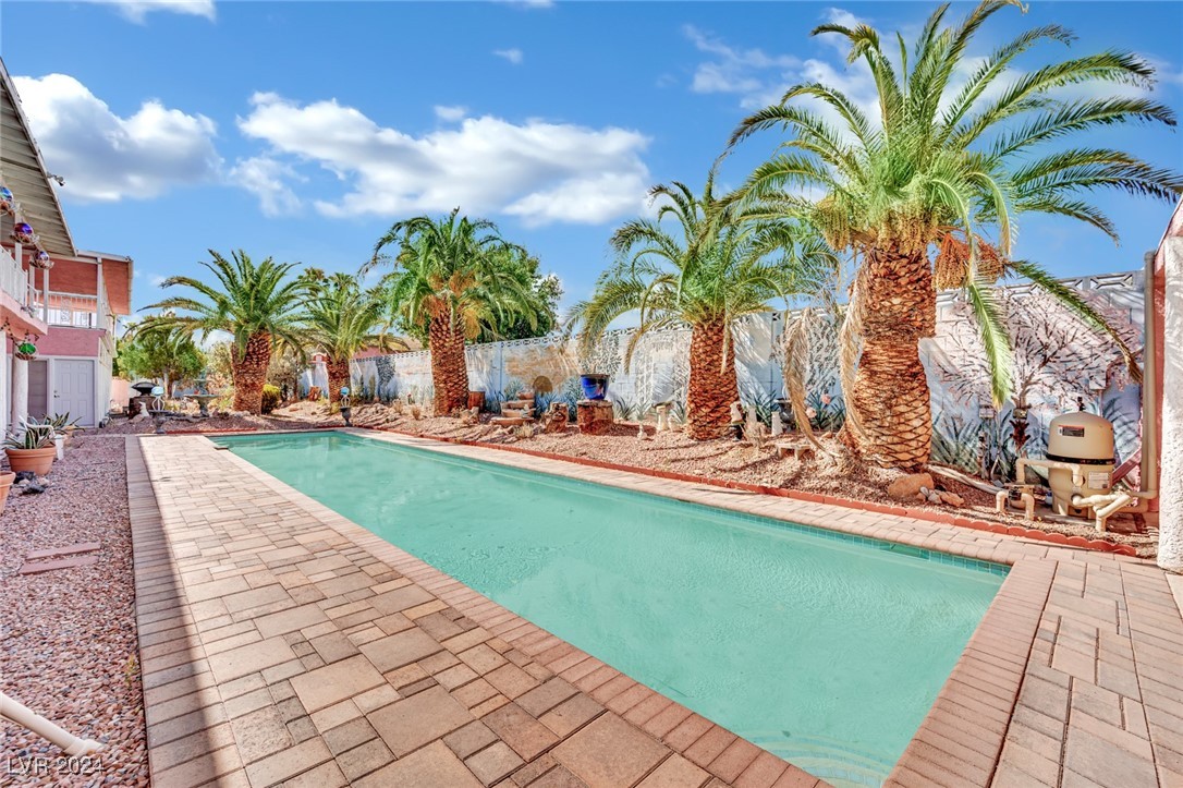 5290 Obannon Drive Las Vegas NV 89146