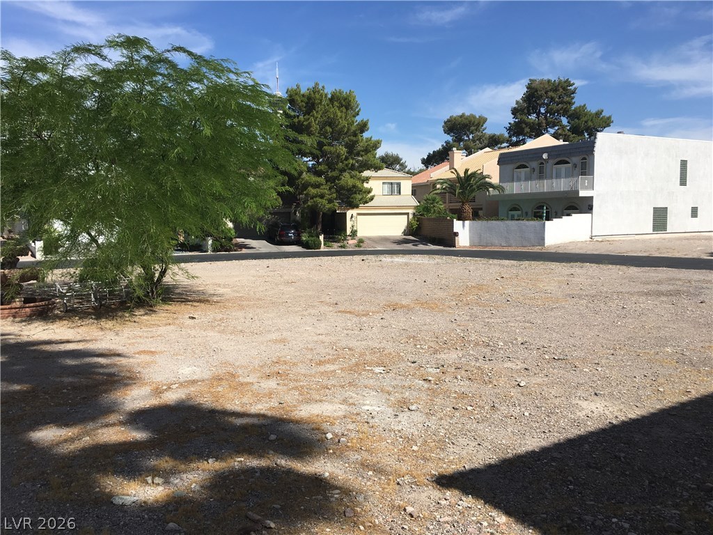 2822 Queens Courtyard Drive Las Vegas NV 89109