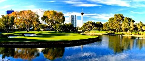 2822 Queens Courtyard Drive Las Vegas NV 89109