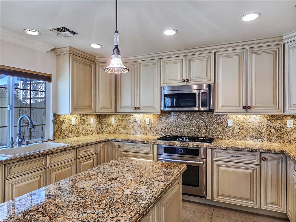 3181 Bel Air Drive Las Vegas NV 89109