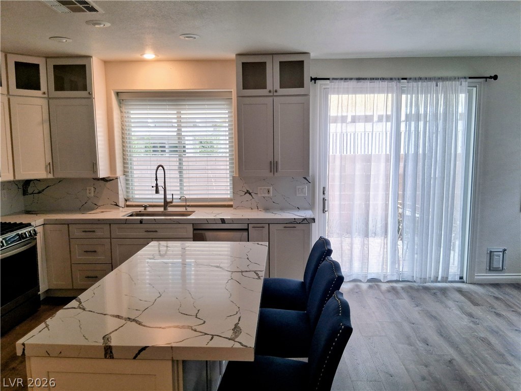 9116 Kings Town Avenue Las Vegas NV 89145
