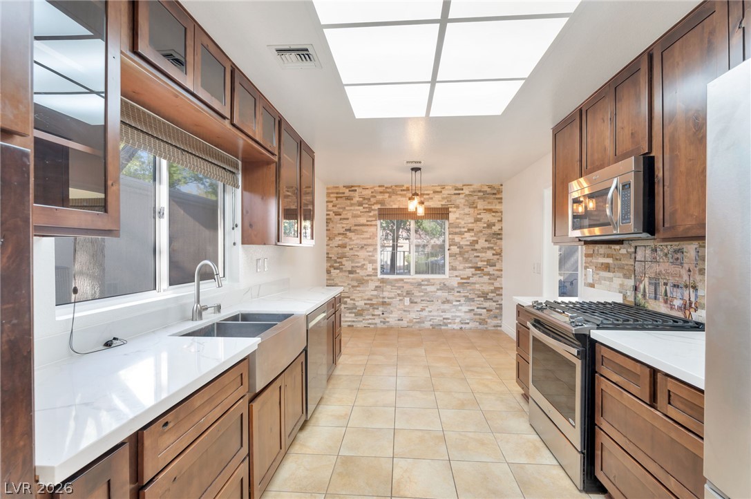 2821 Linkview Drive Las Vegas NV 89134