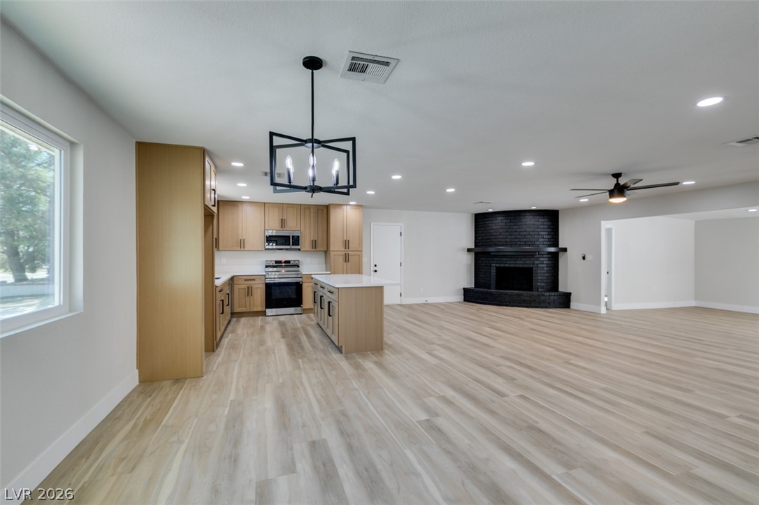 4016 Roxanne Drive Las Vegas NV 89108