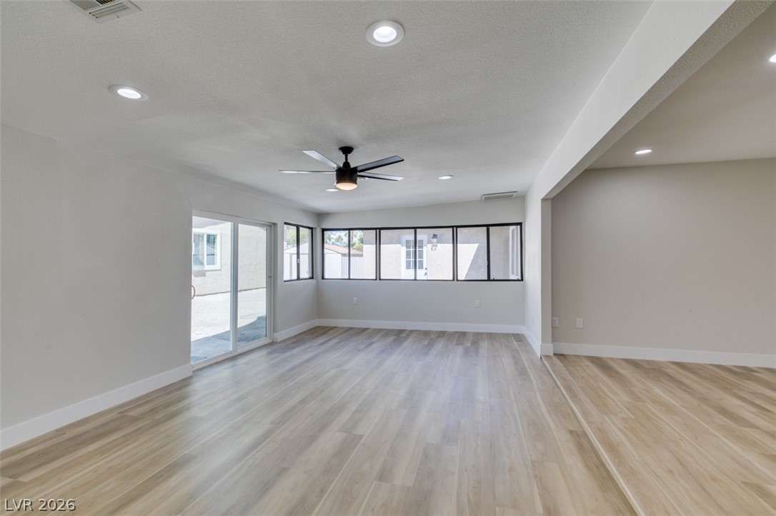 4016 Roxanne Drive Las Vegas NV 89108
