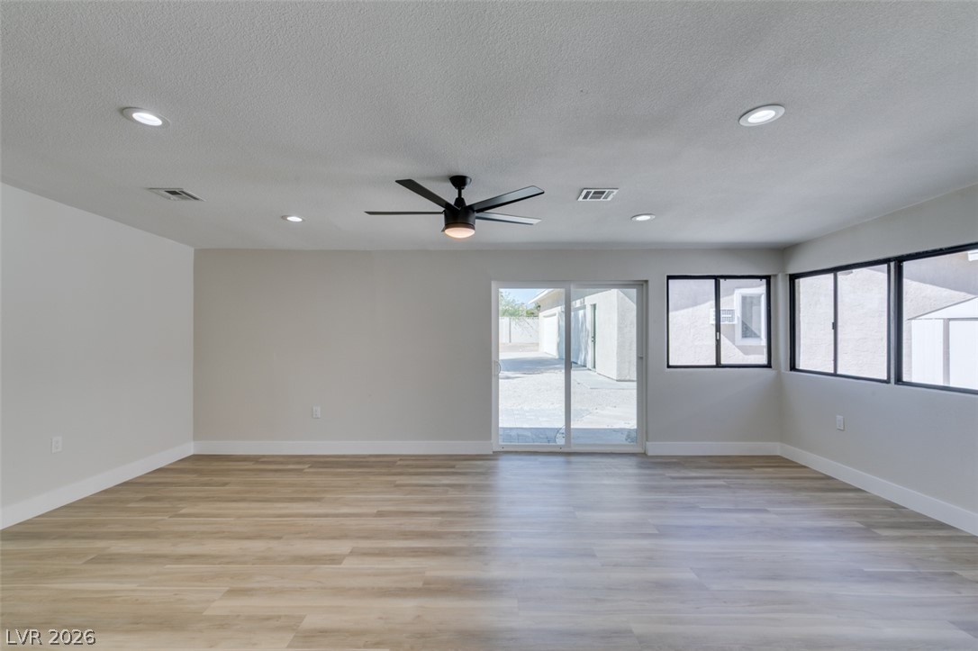 4016 Roxanne Drive Las Vegas NV 89108