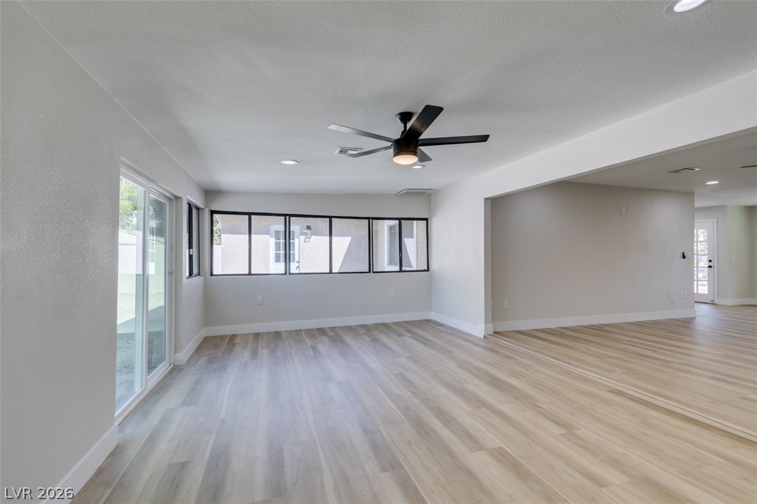 4016 Roxanne Drive Las Vegas NV 89108