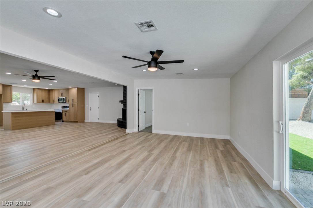 4016 Roxanne Drive Las Vegas NV 89108