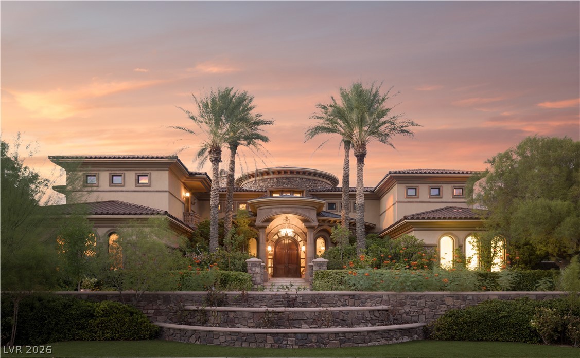 18 Olympia Hills Las Vegas NV 89141