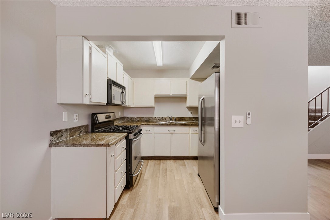 4362 Caliente Street 11 Las Vegas NV 89119