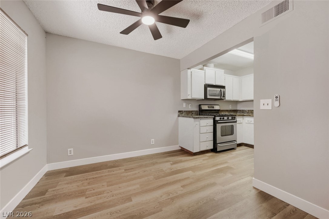 4362 Caliente Street 11 Las Vegas NV 89119