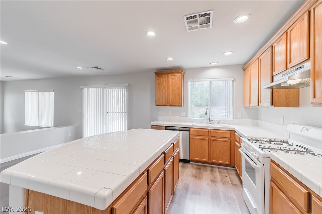 6341 Old Rose Drive Las Vegas NV 89148