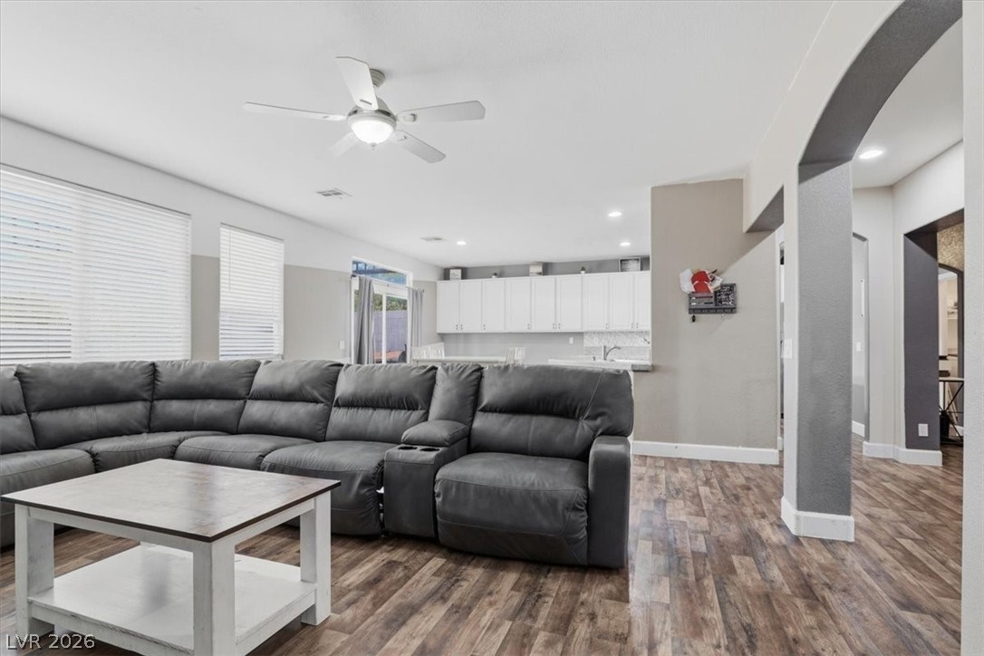 8641 Vivid Violet Avenue Las Vegas NV 89143