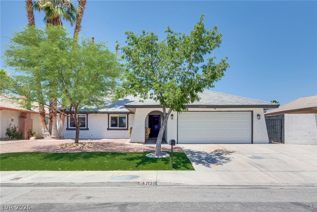 6212 Pinewood Avenue Las Vegas NV 89103