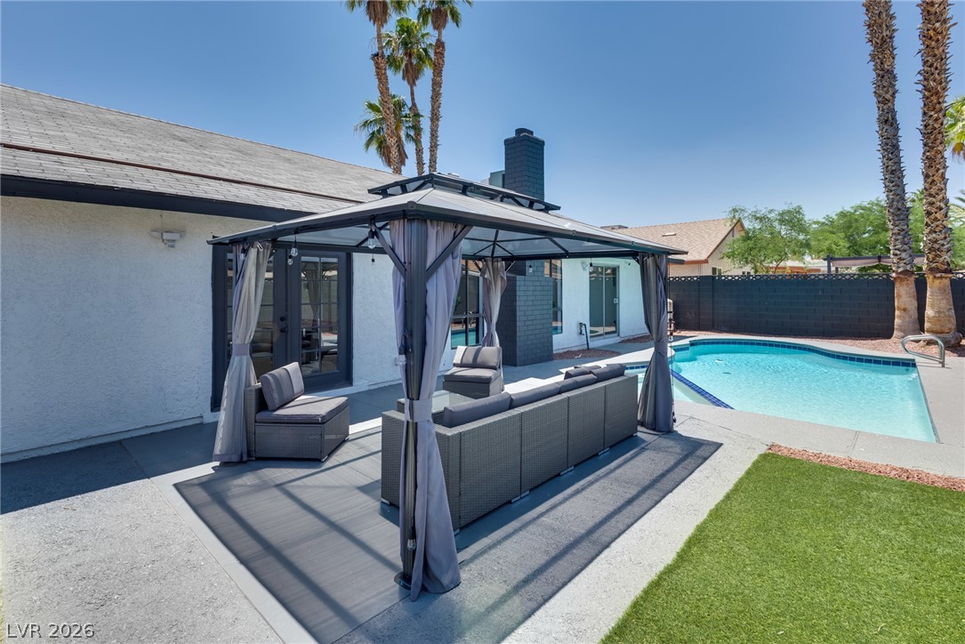 6212 Pinewood Avenue Las Vegas NV 89103