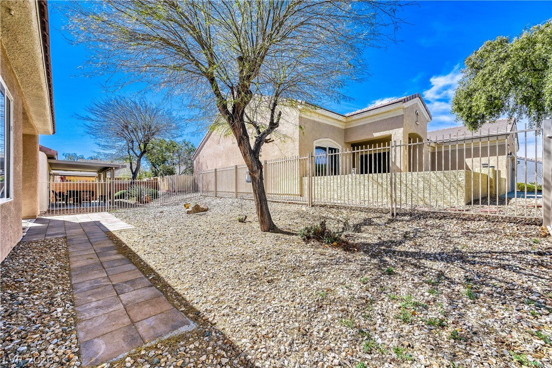 7613 Fruit Dove Street North Las Vegas NV 89084