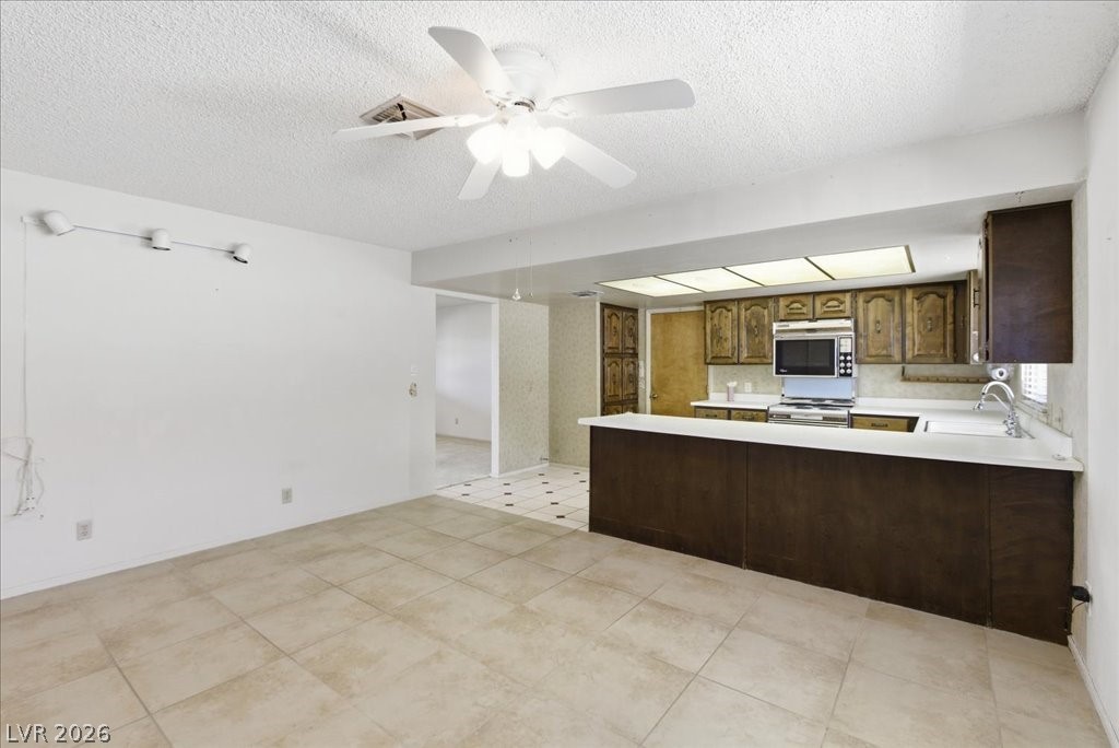 1073 Sidehill Way Las Vegas NV 89110
