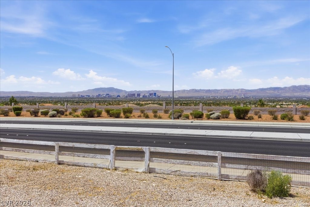 1073 Sidehill Way Las Vegas NV 89110