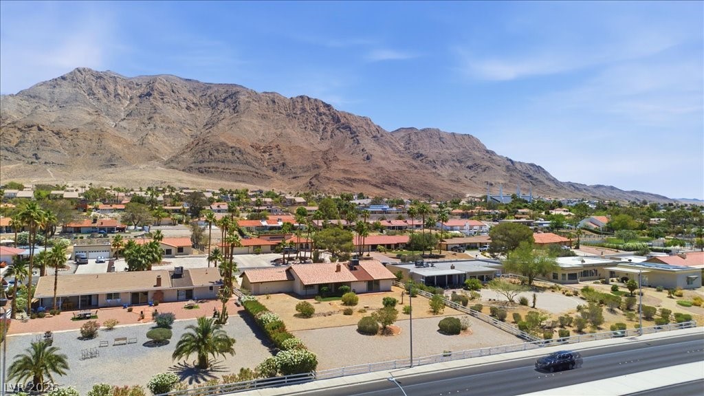 1073 Sidehill Way Las Vegas NV 89110