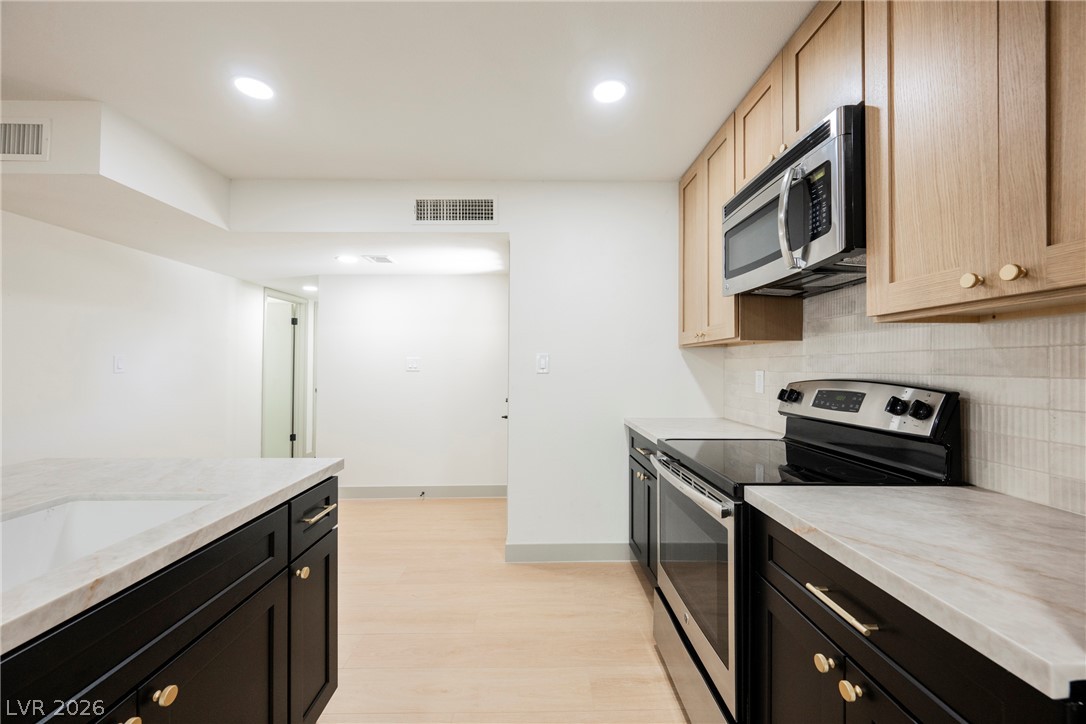 412 Gilday Avenue North Las Vegas NV 89030