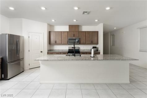 4456 Swimming Minnow Avenue Las Vegas NV 89141