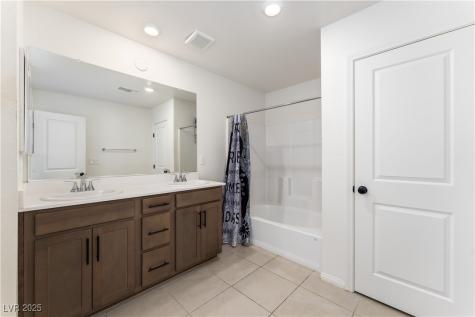 4456 Swimming Minnow Avenue Las Vegas NV 89141