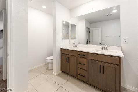 4456 Swimming Minnow Avenue Las Vegas NV 89141