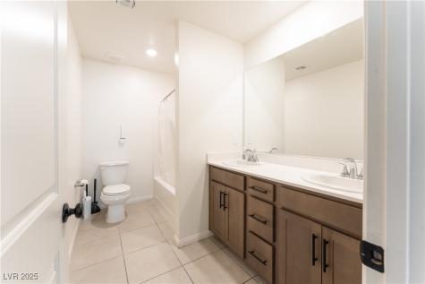 4456 Swimming Minnow Avenue Las Vegas NV 89141