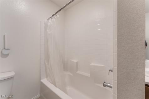 4456 Swimming Minnow Avenue Las Vegas NV 89141