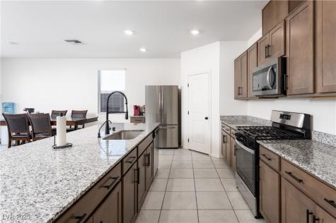 4456 Swimming Minnow Avenue Las Vegas NV 89141