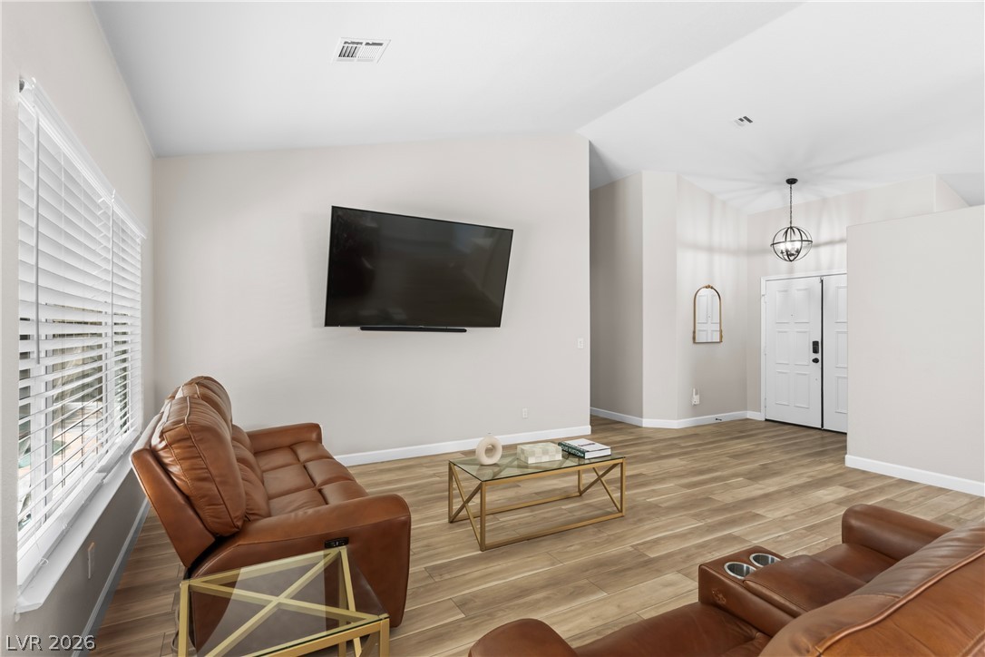 4705 Imperial Beach Avenue North Las Vegas NV 89032