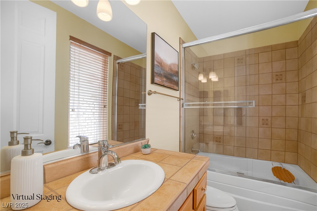 32 Cerchio Basso Henderson NV 89011